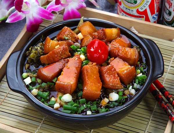 全国最火的砂锅菜——任吉老砂锅