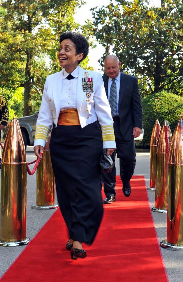 北约盟军联合部队司令部司令米歇尔?