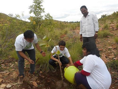 昆,吉赛儿?邦臣 摩纳哥的亚伯特二世亲王,约旦王