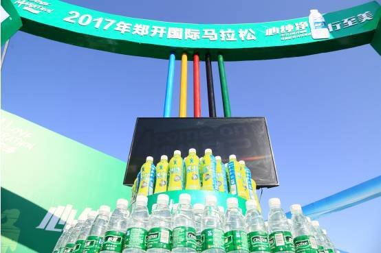 奔跑在鲜花郑开的季节——2017郑开国际马拉松完美收官