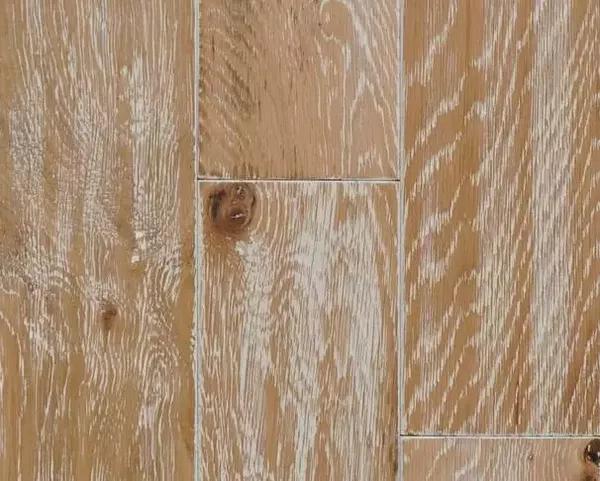 地板上的木结疤是质量不好?百博地板告诉你!