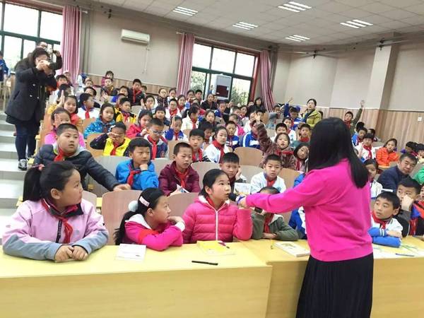 我和作家有个约会——儿童文学作家商晓娜主题演讲