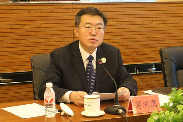 记者张爱诗摄 (记者刘思波)3月1日,抚顺市委书记,抚顺市人大常委会