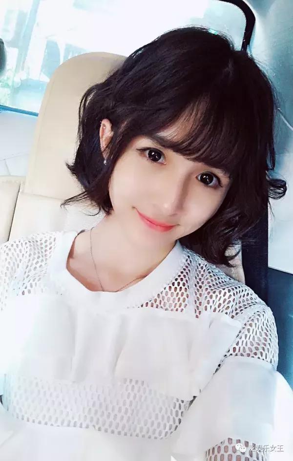 一直播id:小周周josie