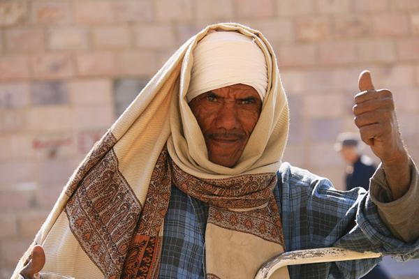 埃及街头一群耍酷的"老腊肉",挺有味道