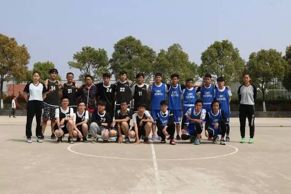 场面一度十分焦灼