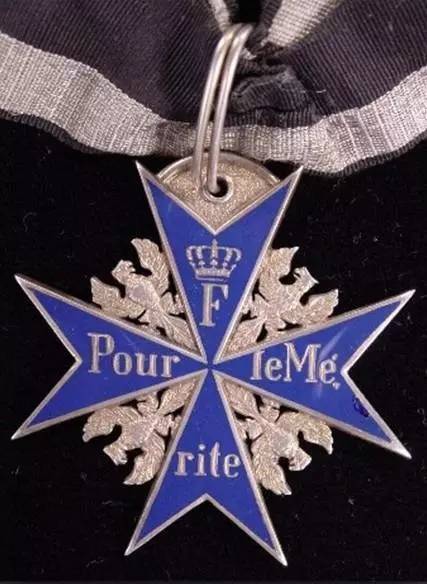 普鲁士蓝色马克思勋章