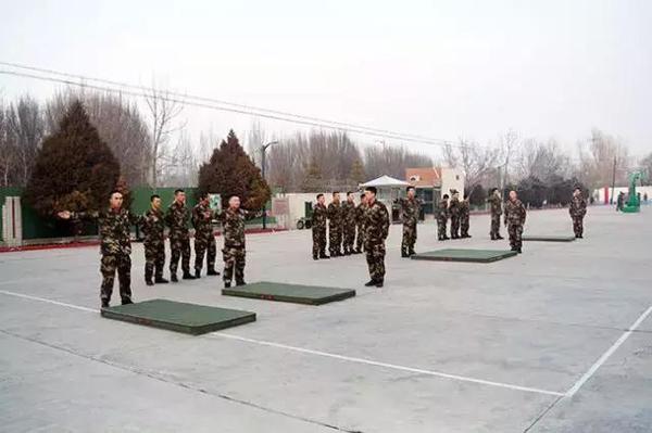 体能训练也能玩儿出新花样?看看他们怎么做的!