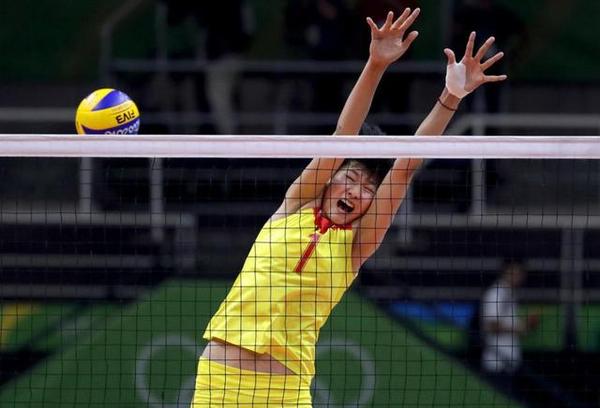 袁心玥的三个表情包:小苹果 狮子吼 海豚音!