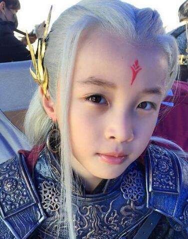 《三生三世2》凤九儿子白滚滚,小模样真是惹人爱