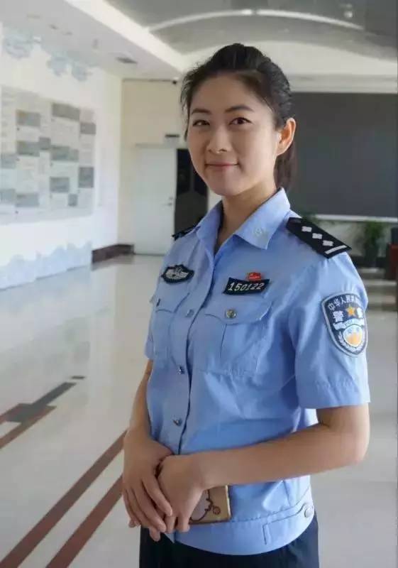 中国女警正装图片