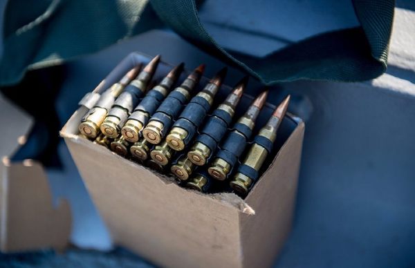 越战时美军单兵m16步枪的弹药基数是20个18发弹匣另加200发条状弹夹