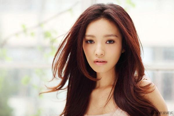 奈奈(张雅钦 饰)