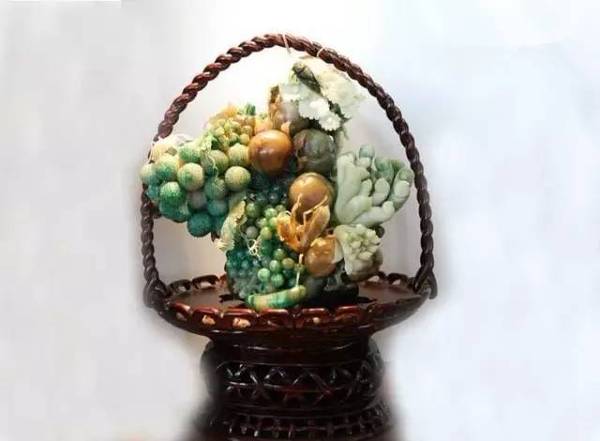 俏色玉雕瓜果,真叫人垂涎欲滴