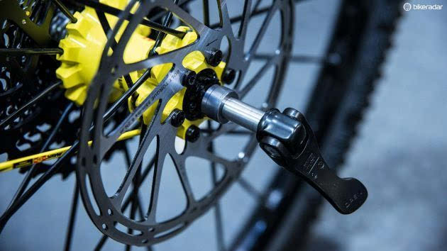 2.后轮筒轴规格