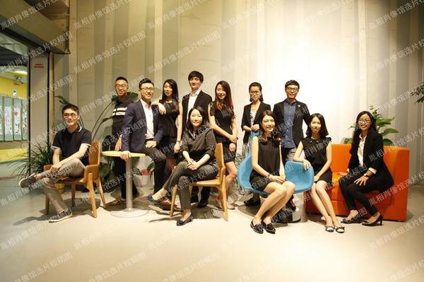 此照非拍不可 企业宣传照团体形象照商务形象照 时尚频道 手机搜狐