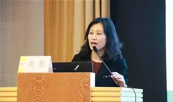 我院生秀杰教授:宫腔镜阴道斜隔综合征中的应用