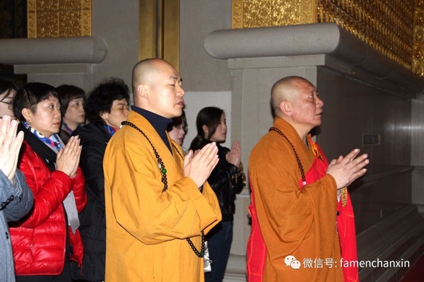 台湾芦洲净因佛寺住持惟悟法师与广东南山寺住持圣旭法师一行参拜宝鸡