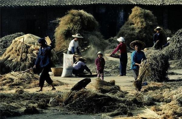 一位法国摄影师镜头下三十年前的中国