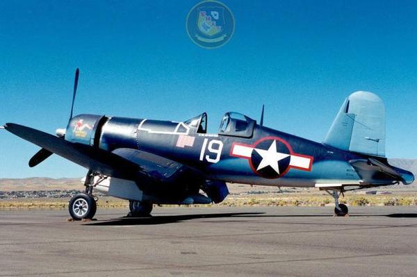 美军f4u-4坠机长津湖飞行员与飞机永远躺在了那里