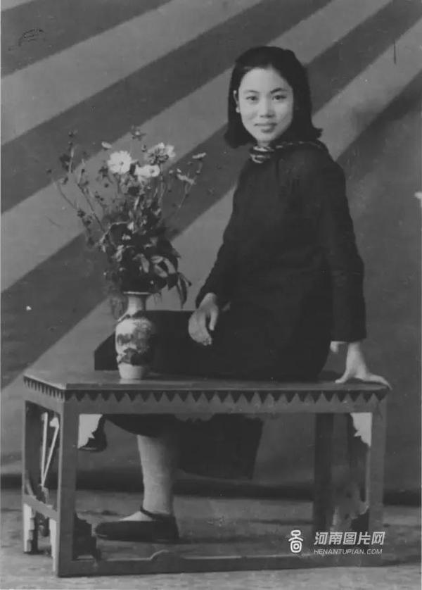 一组罕见的常香玉老照片