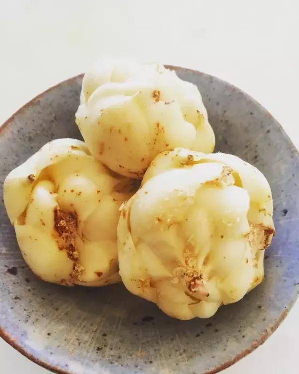 失恋的第33天,我炒了盘百合