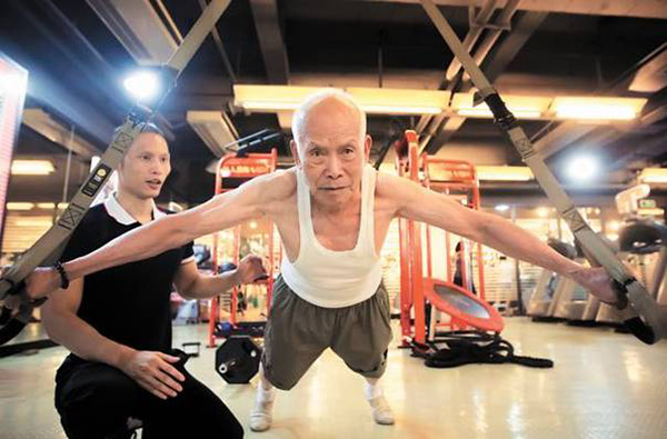 地球上最强5大肌肉大爷,老当益壮足以秒杀年轻人