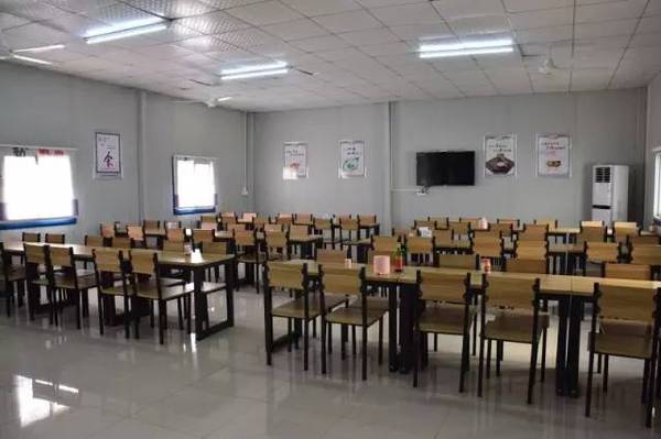 工地圈的"网红",每一张图片都是标准化模板!