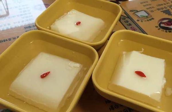 吃豆腐的最高境界 传统北京味甜食杏仁豆腐在这里 美食频道 手机搜狐