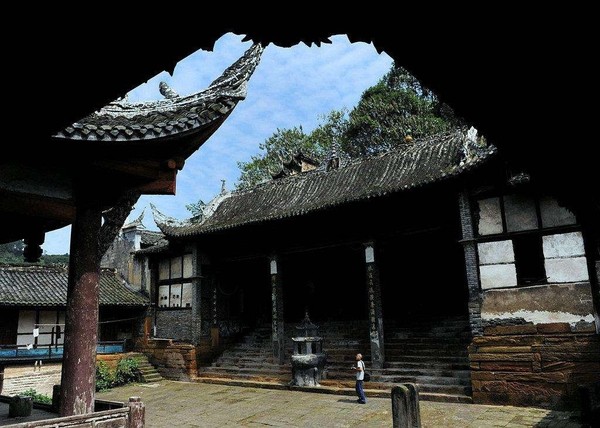 没有游客的千年古镇，罗泉，你不该被人遗忘！-旅游频道-手机搜狐
