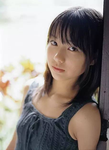 nylon japan × yui aragaki fashion photo magazine(2012年9月20日)