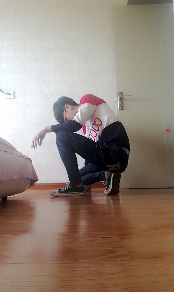 ps恶搞:求大神p出劳动最光荣那种感觉,逗死了!