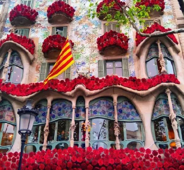 欧那西班牙语:西班牙圣乔治节,最浪漫的情人节!