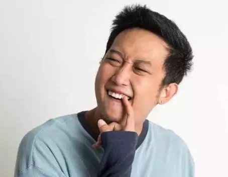 牙缝疙瘩 搜狐网