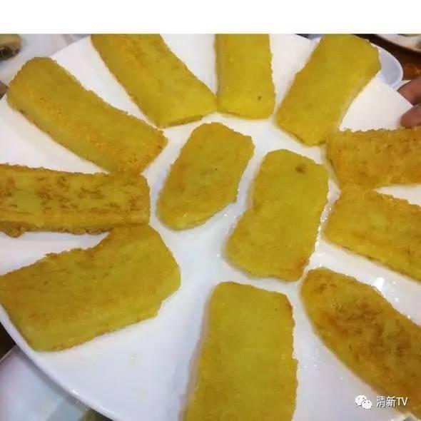 用灰水做糍粑,糍粑会变得非常爽口,如果配上白粥,口感一定很奇特