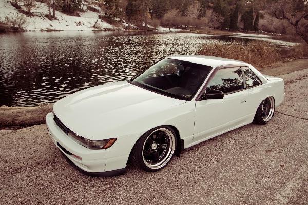 "山路王者"日产gtr (bnr32)鉴赏