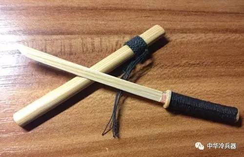 喜欢武士刀?一双一次性筷子就能做