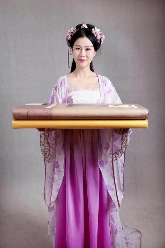 歌手奔月唱响中央电视台3套栏目,奔月天天把歌唱