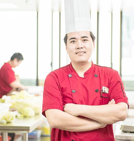 早上5点30分有机农产品挑选 ——厨师长验收菜品质量 —— 蔬菜,家禽