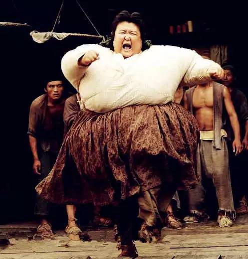 如果每周吃2个泡芙但不注意消耗,你知道1个月会胖多少吗?10斤脂肪!