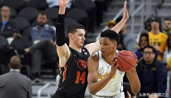 ivan rabb (前锋/中锋): 14分10,5篮板,加州大学