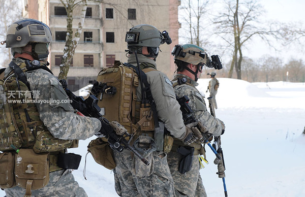 海豹突击队装备最新式武器 其他国家目前都没有 军事频道 手机搜狐