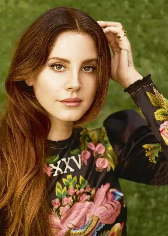 lana del ray拍摄优雅写真 打雷姐升级不住火葬场