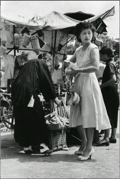 老台湾街头性感美女 发型时尚 身材姣好 历史频道 手机搜狐