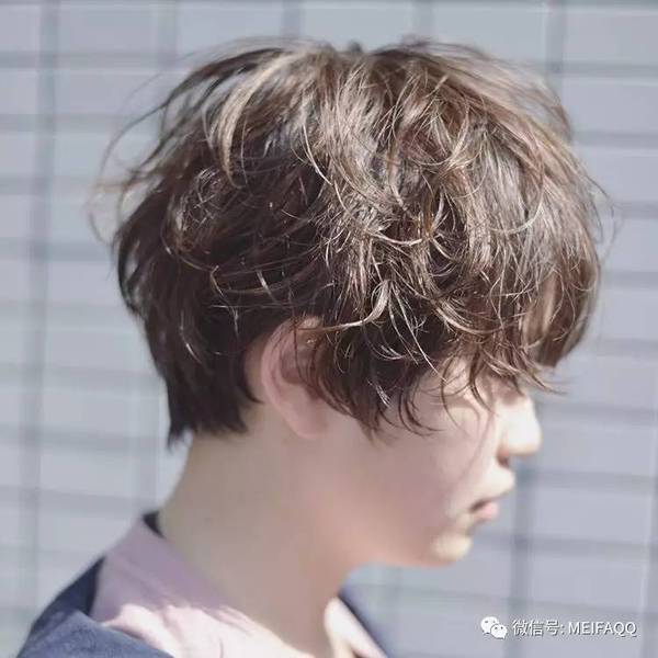发型基础修剪之短bob与健康陶瓷,数码烫技巧 4; 戚薇同款短发发型修剪