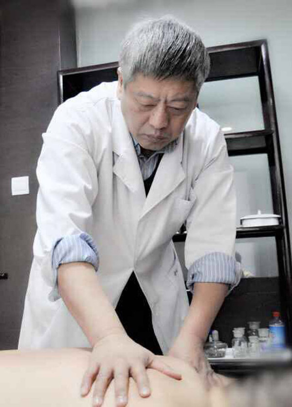 徐承恩大夫治疗手法