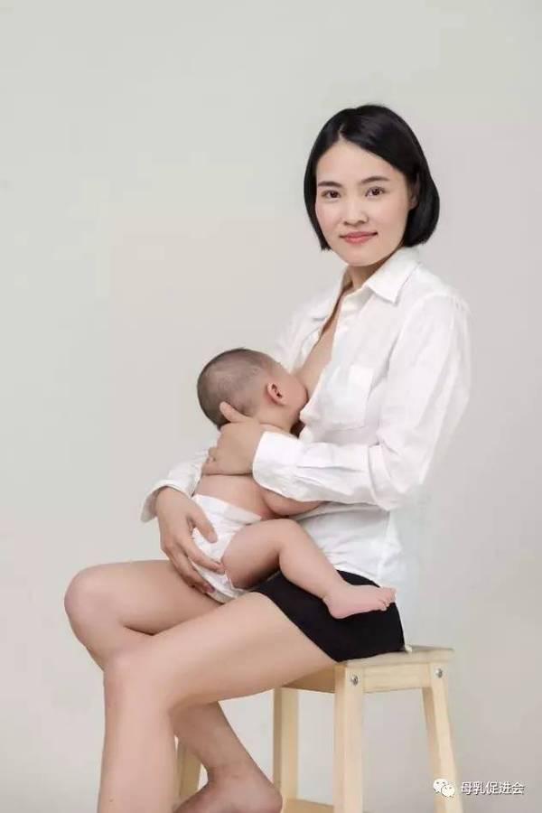 宝妈最新哺乳照 实拍图片