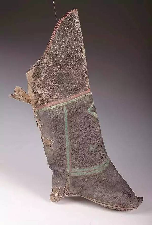 杰作| 要走出的一条"丝绸之路",怎能少的了一双西域的潮鞋?