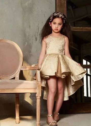 吴梓灏 黄奕菲 左铭熙 鲁若含 张嘉瑞 章芯语 指定登 台童模 公主之恋