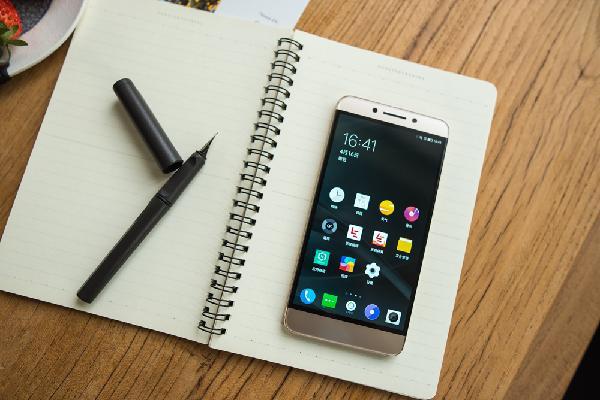 乐视乐pro 3双摄ai版:语音助手功能强